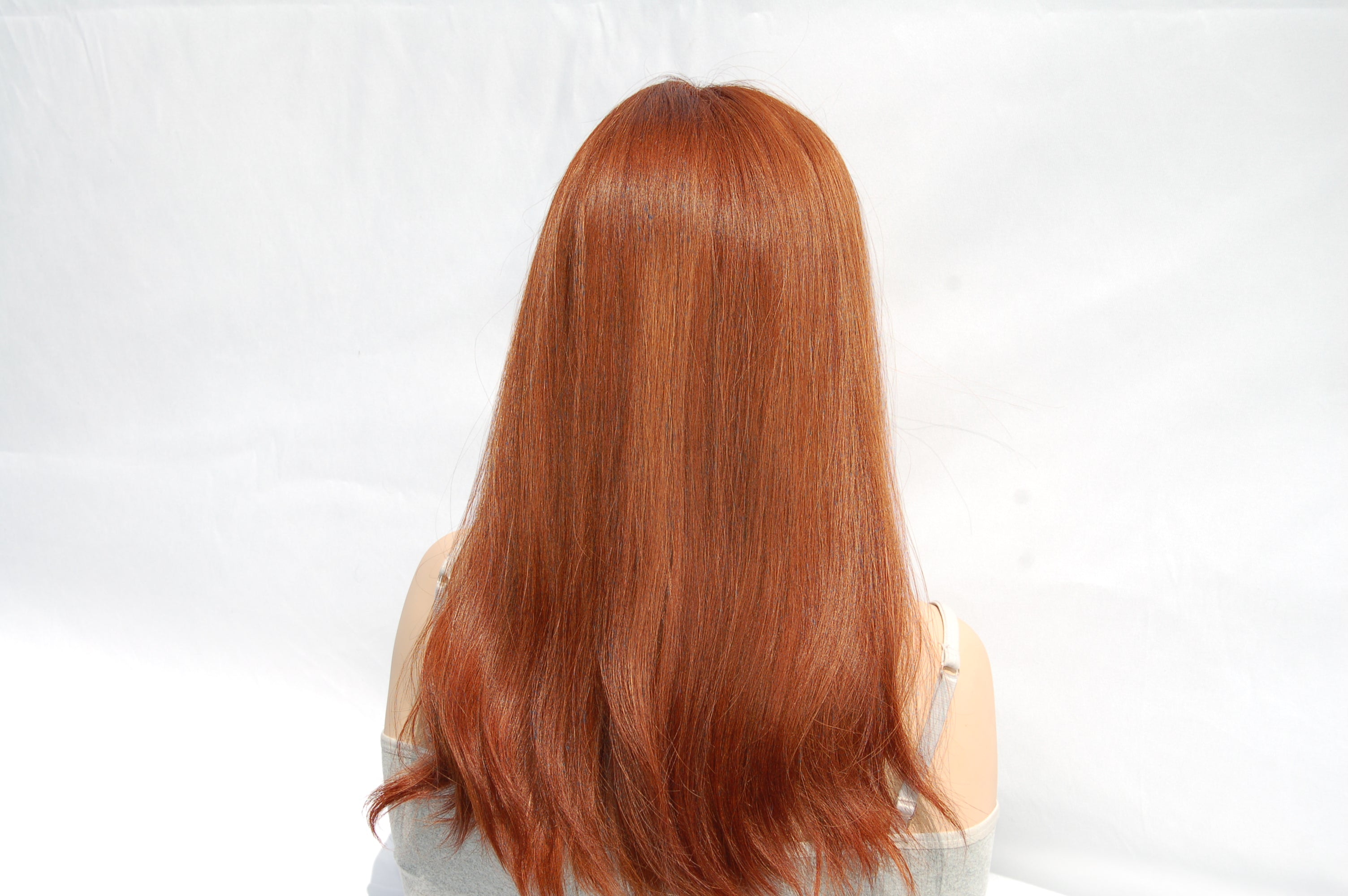 Back view
Full 22-inch length and color