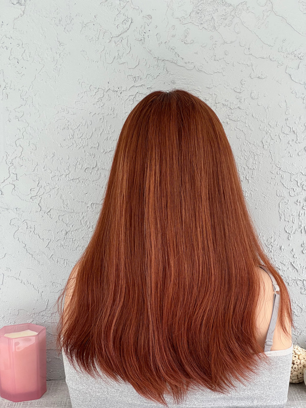 Back view
Full 22-inch length and color outside